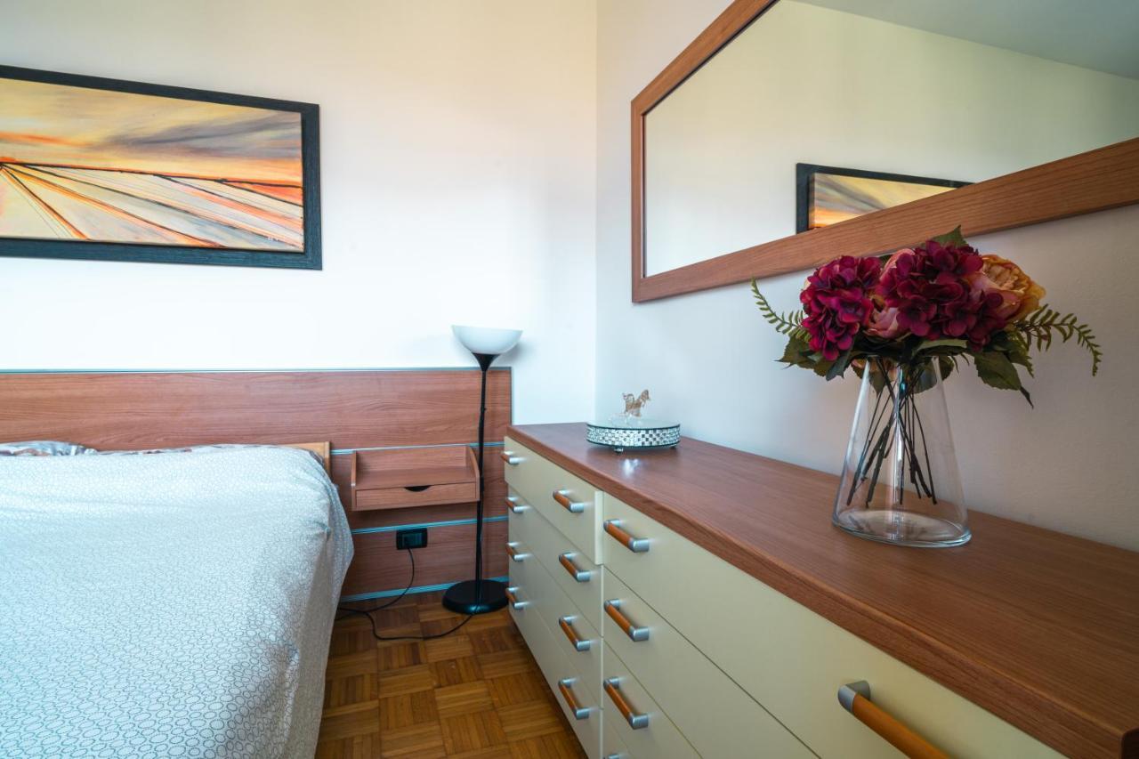 شقة Te Vojo Ben -Furnished Flat- سانتا ماريا دي سالا المظهر الخارجي الصورة
